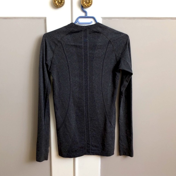 Lululemon Workout Shirt - Picture 2 of 4